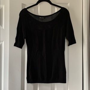 Black shirt netting on top